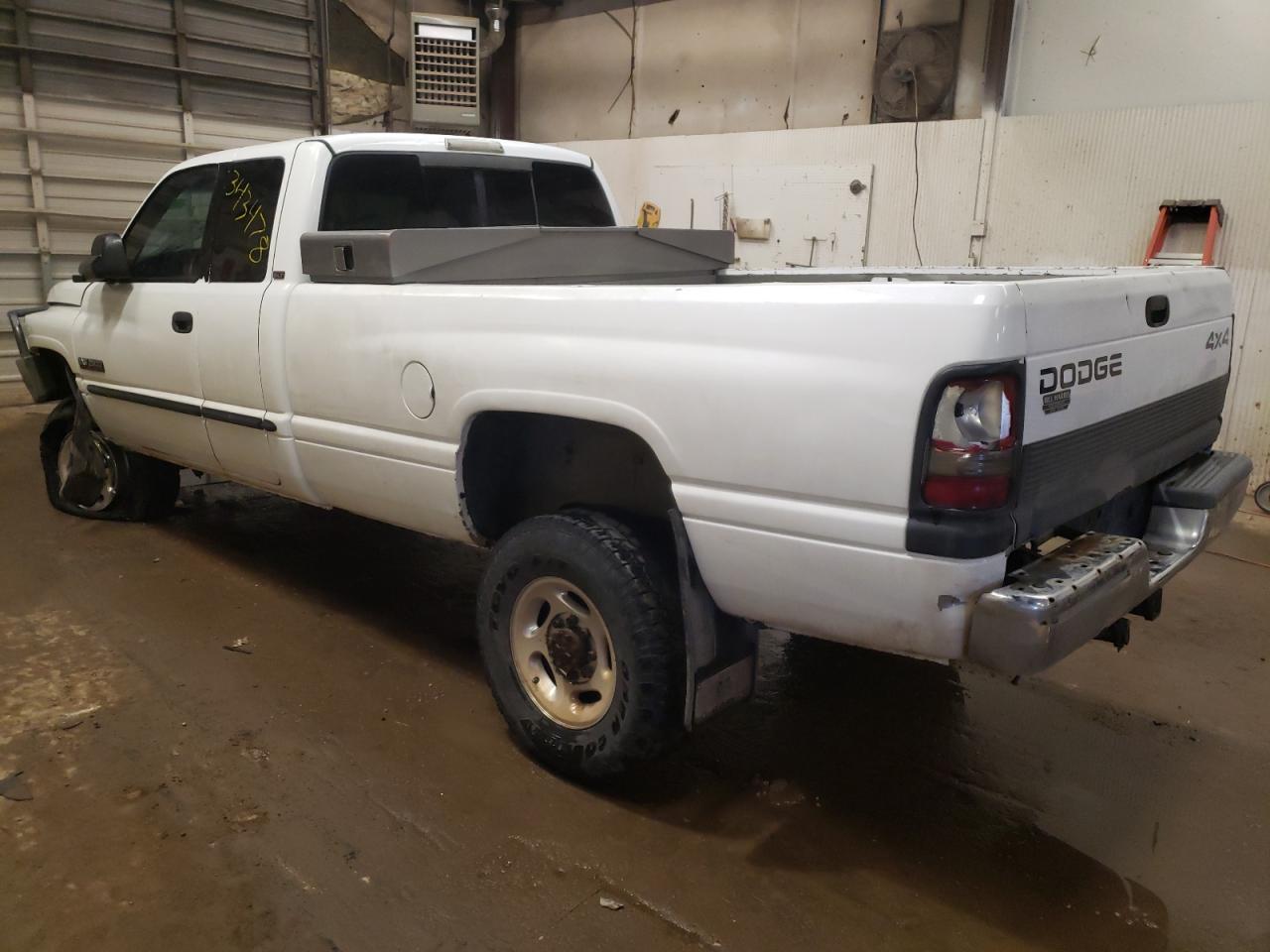 Photo 3 from auction – 2001 DODGE RAM 2500 with VIN 1B7KF23711J232808