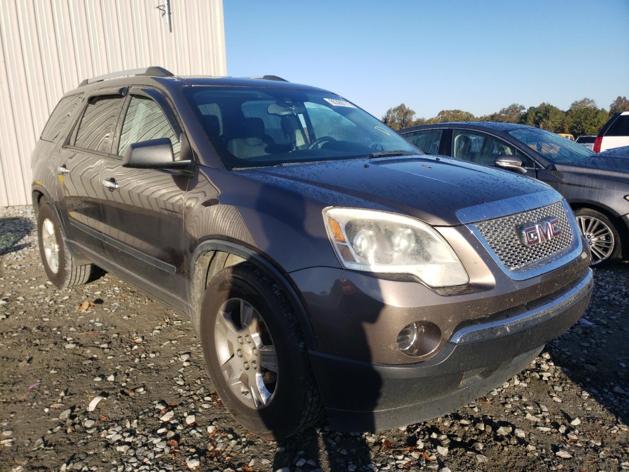 GMC ACADIA SLE 2011 with VIN 1GKKRNED0BJ228704 - Photo from auction