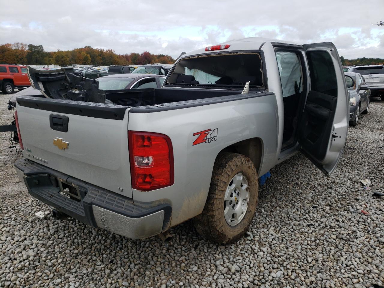 Photo 4 from auction – 2011 CHEVROLET SILVERADO with VIN 3GCPKSE30BG378664