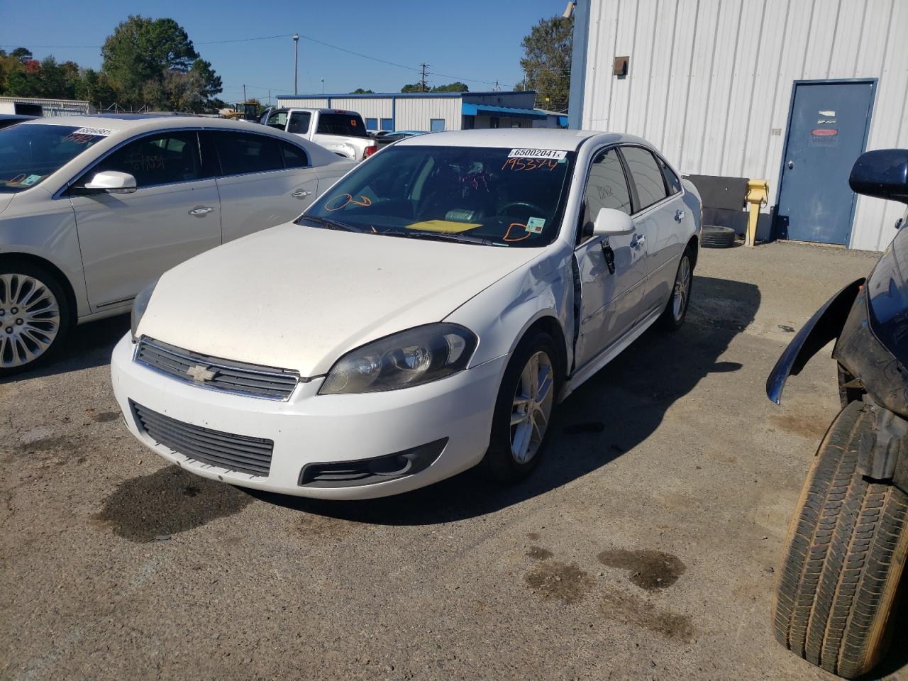 Photo 2 from auction – 2011 CHEVROLET IMPALA LTZ with VIN 2G1WC5EM1B1195374