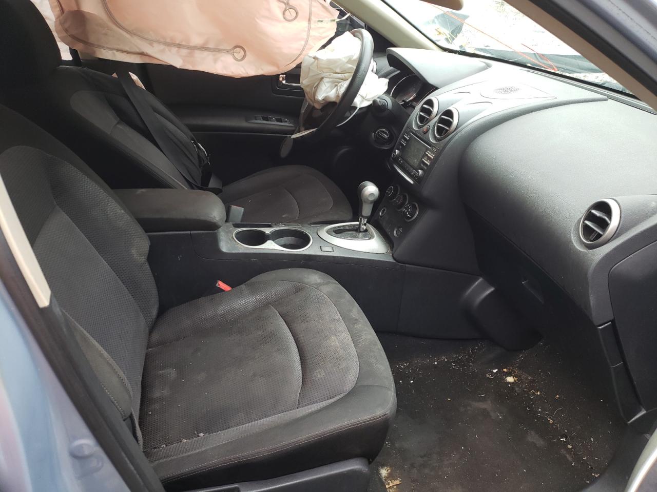 Photo 5 from auction – 2013 NISSAN ROGUE S with VIN JN8AS5MT1DW030700