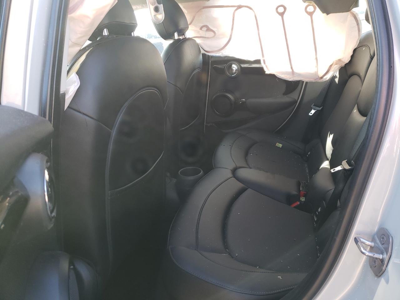 Photo 6 from auction – 2015 MINI COOPER with VIN WMWXS5C59FT833829