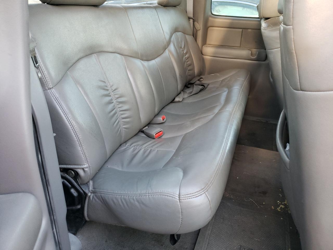 Zdjęcie 6 z aukcji – 2000 CHEVROLET SILVERADO z VIN 1GCEK19TXYE101192