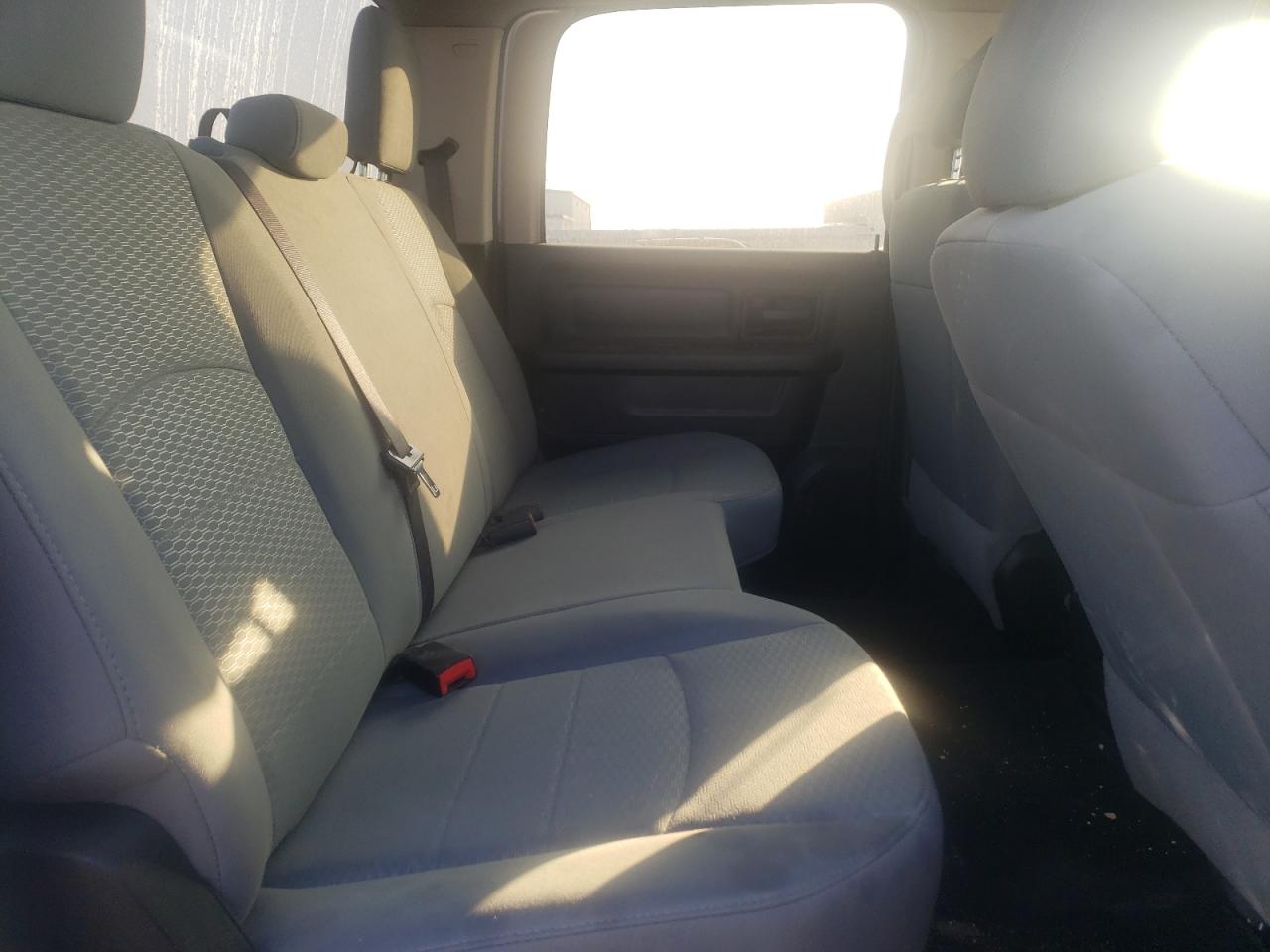 Photo 6 from auction – 2019 RAM 1500 CLASS with VIN 1C6RR6KG8KS620152