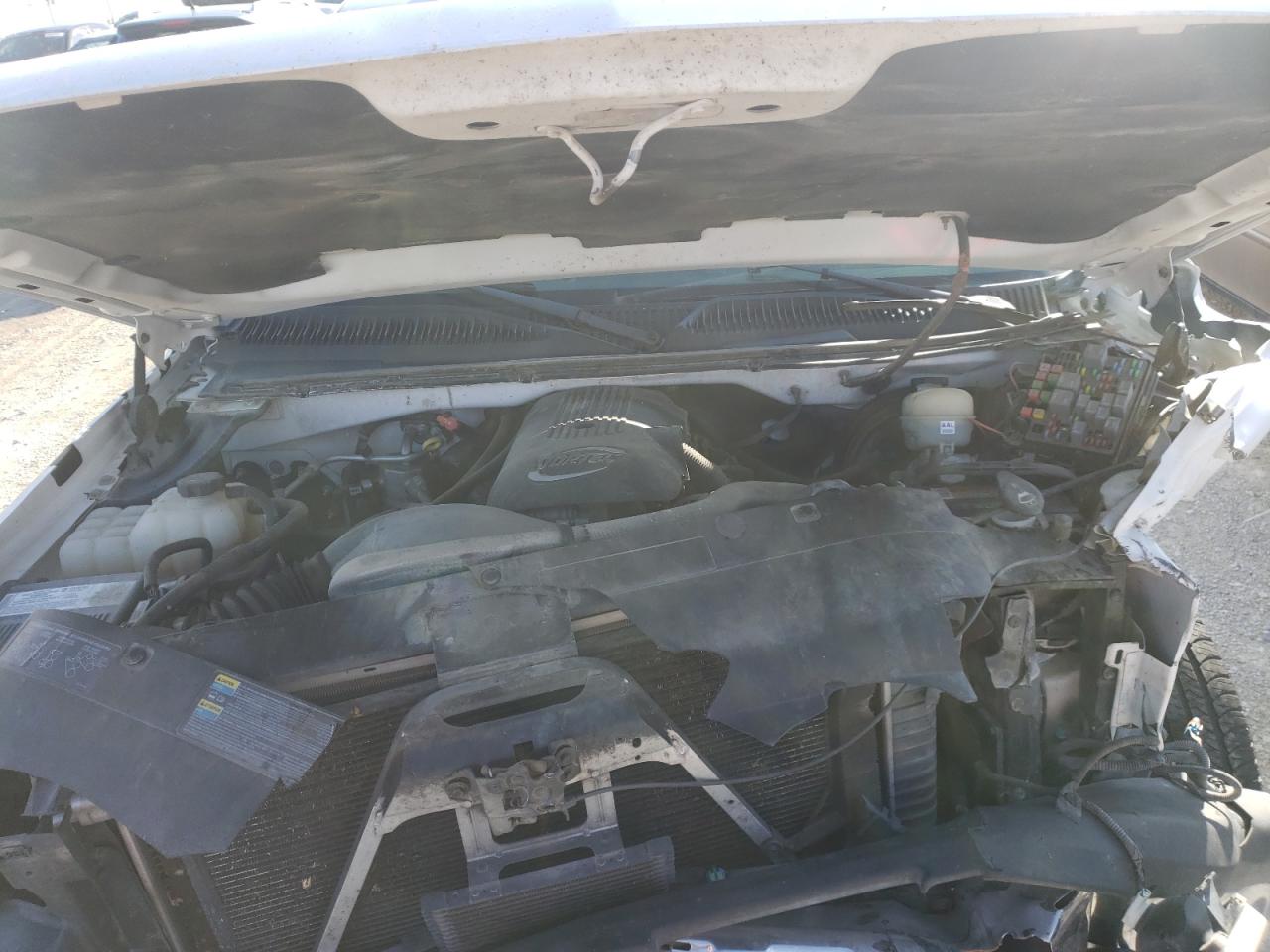 Photo 7 from auction – 2005 CHEVROLET SILVERADO with VIN 1GCEC19T45E308833