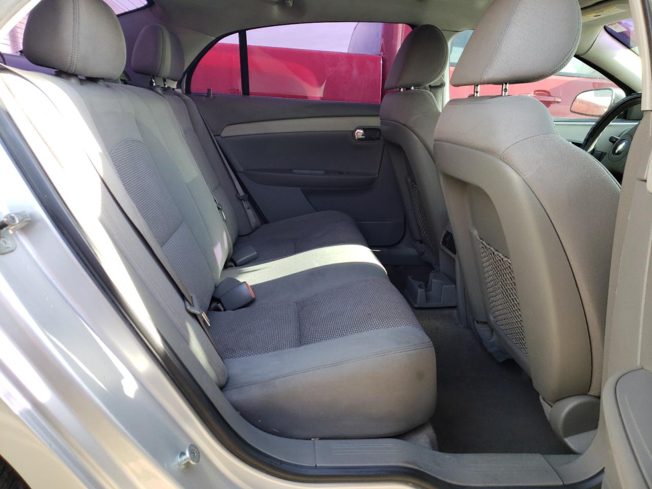 Photo 6 from auction – 2010 CHEVROLET MALIBU LS with VIN 1G1ZB5EB5A4116287
