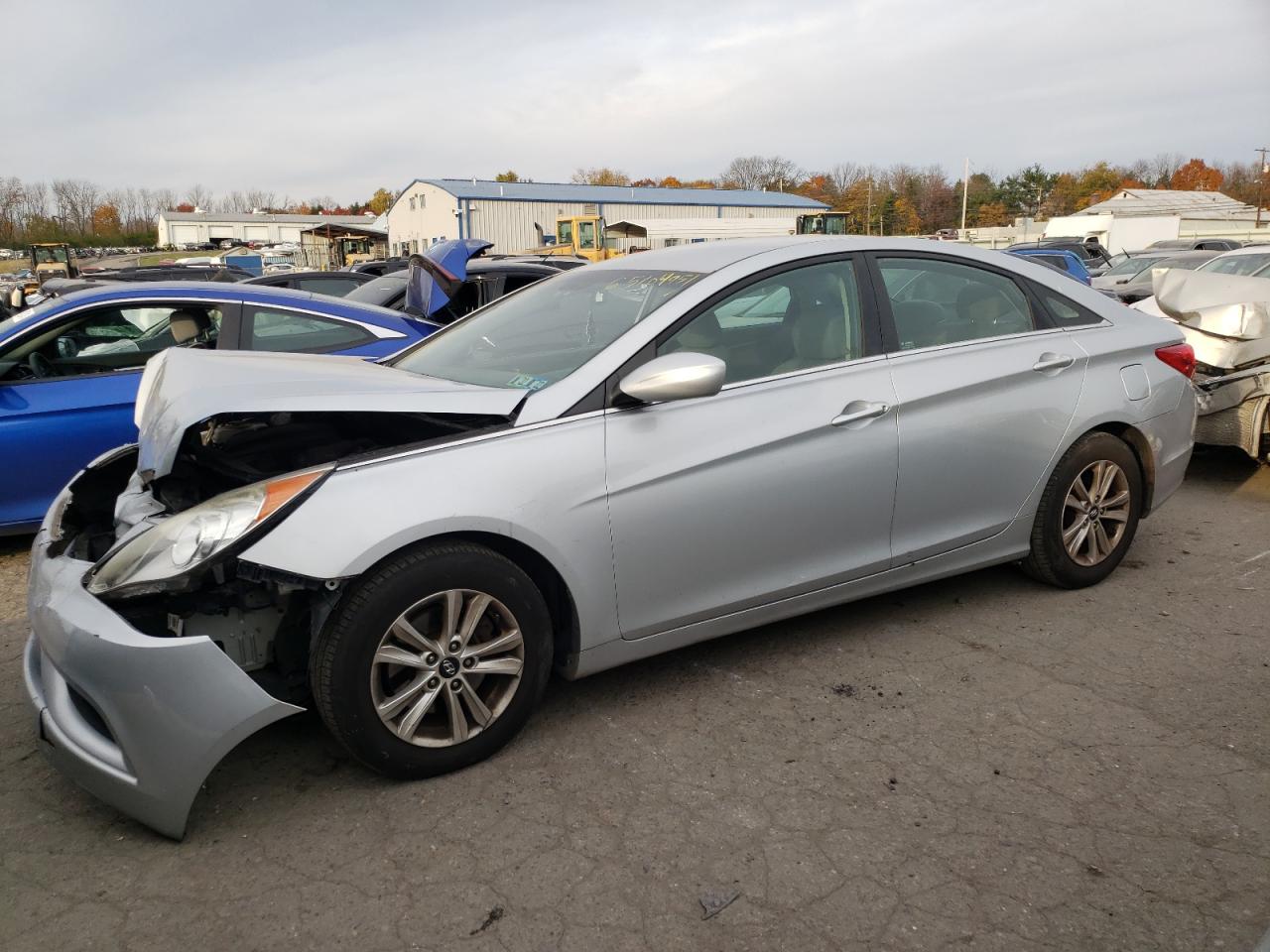 Photo 2 from auction – 2011 HYUNDAI SONATA GLS with VIN 5NPEB4AC8BH042177