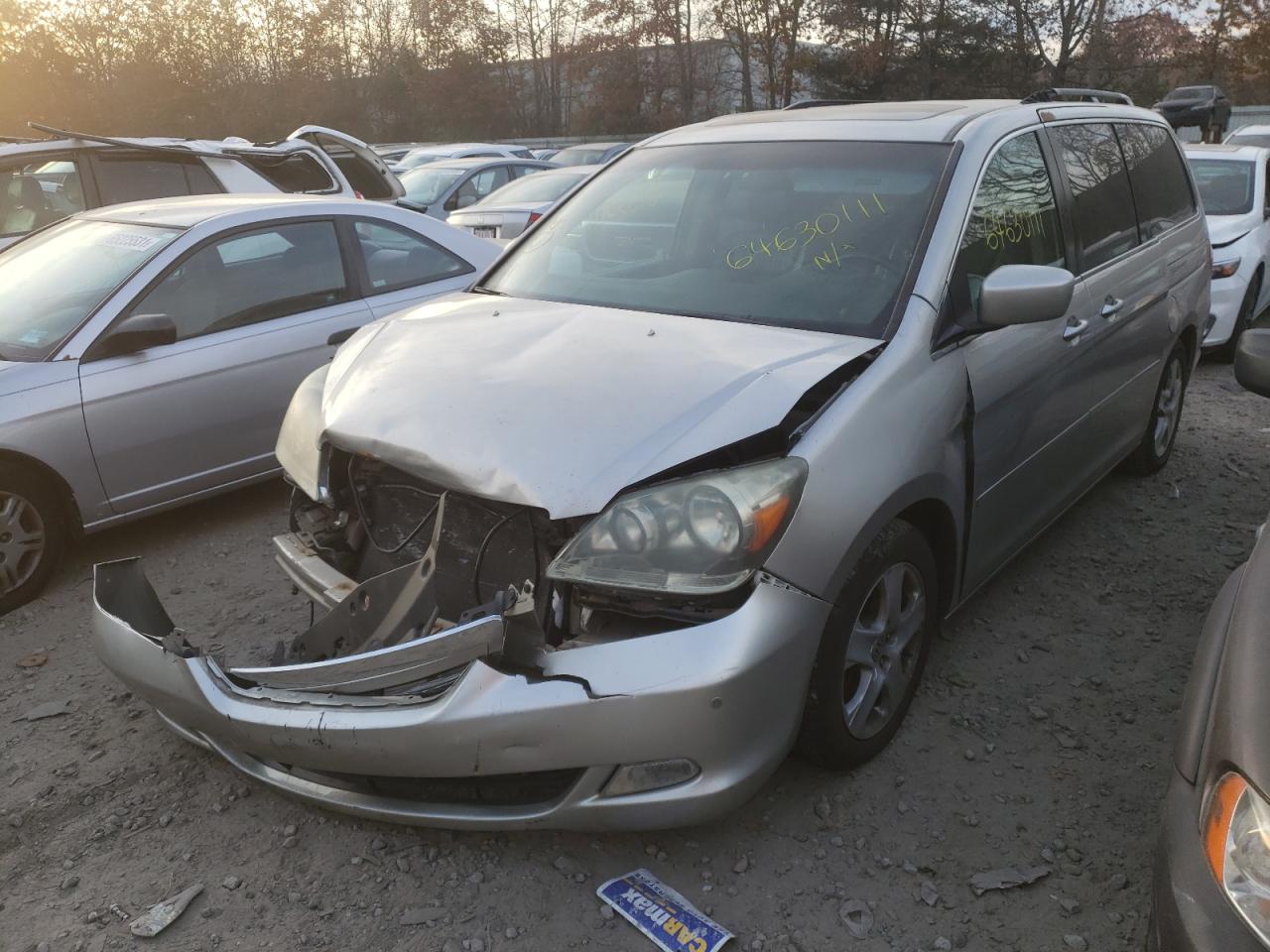 Photo 2 from auction – 2005 HONDA ODYSSEY TO with VIN 5FNRL38835B073656