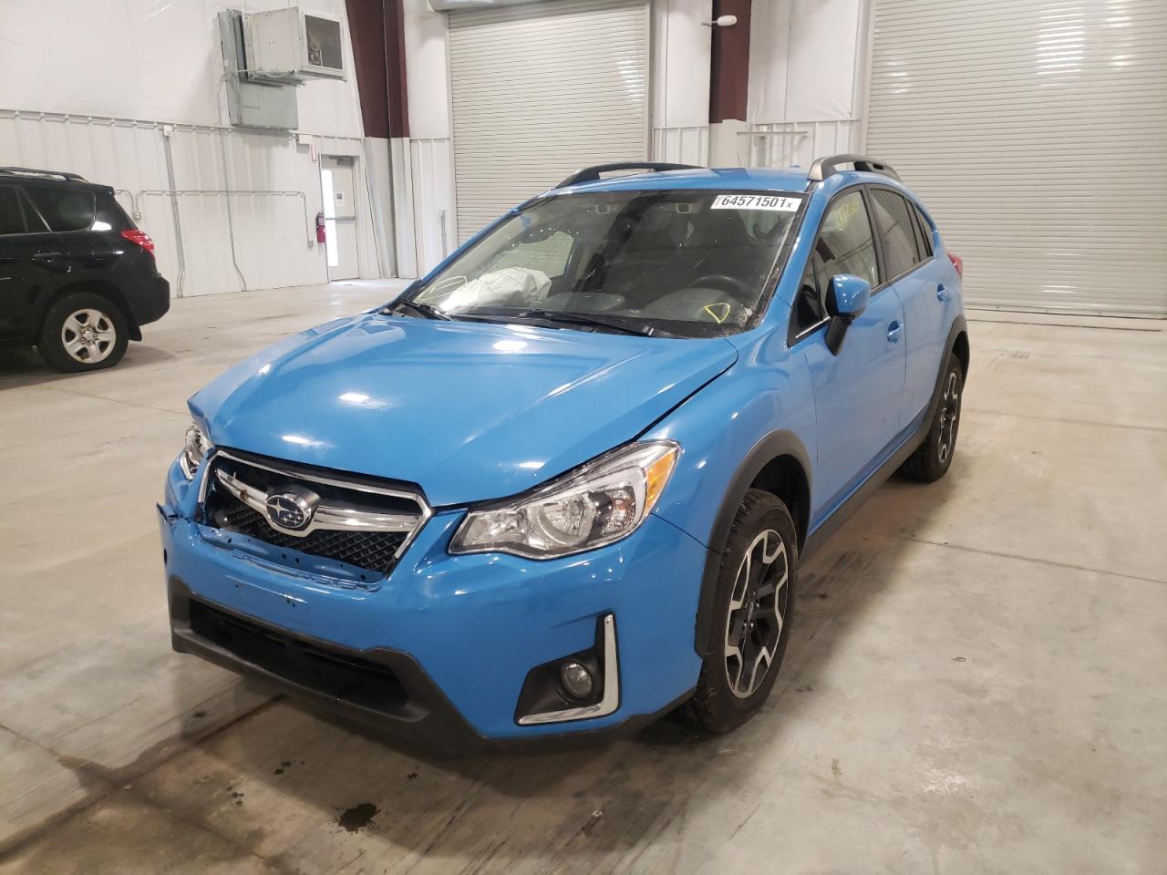 Photo 2 from auction – 2017 SUBARU CROSSTREK with VIN JF2GPADC1HH223764