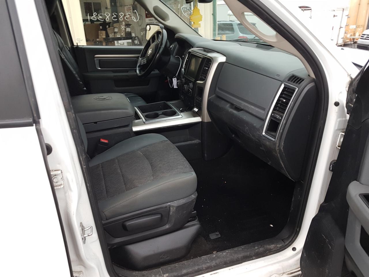 Photo 5 from auction – 2015 RAM 1500 SLT with VIN 1C6RR7LMXFS637843