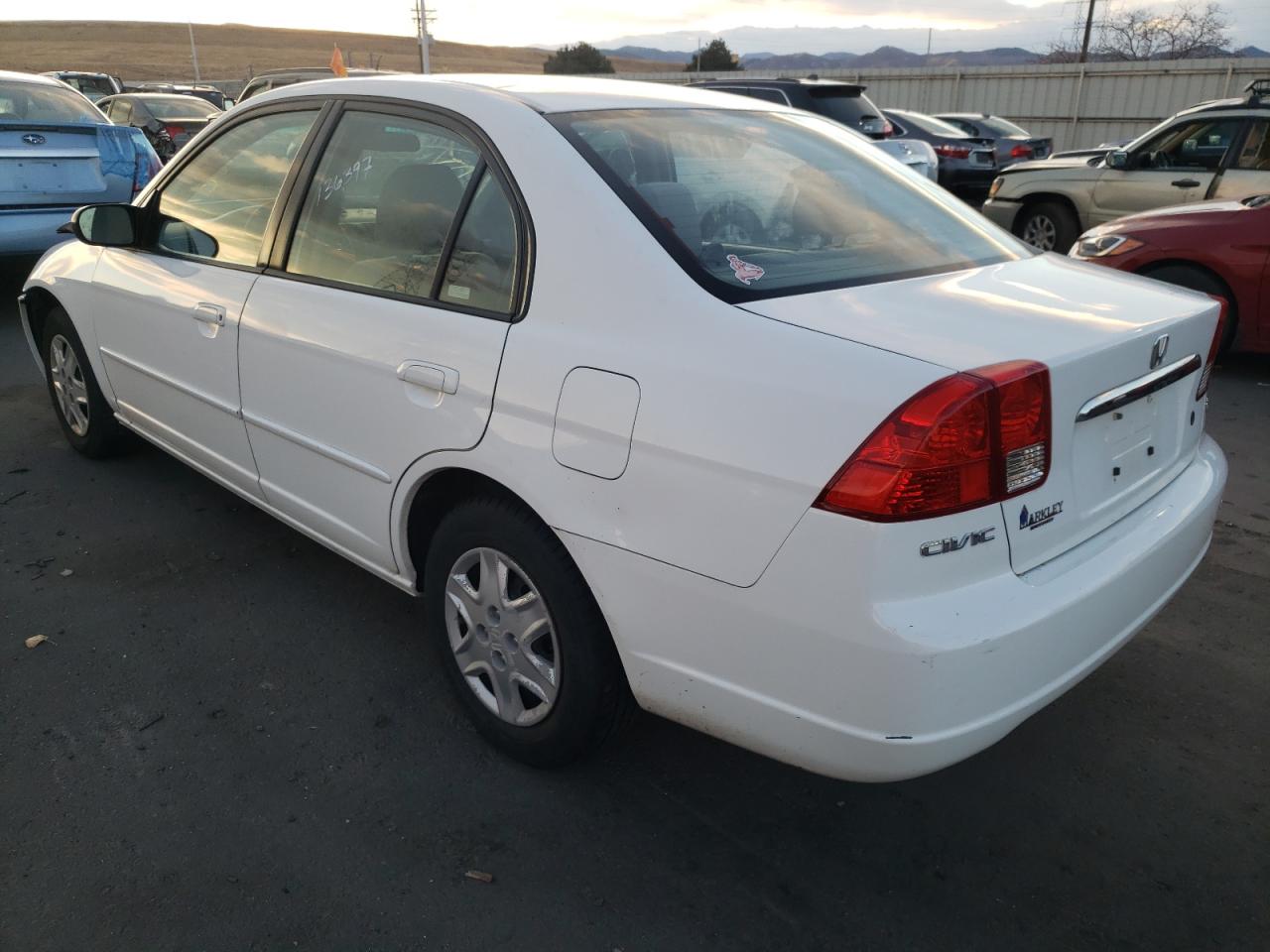Photo 3 from auction – 2003 HONDA CIVIC LX with VIN JHMES16543S001071