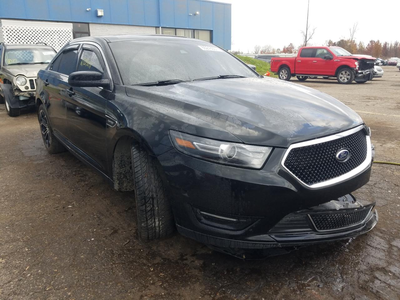 FORD TAURUS SHO 2013 with VIN 1FAHP2KT7DG209532 - Photo from auction