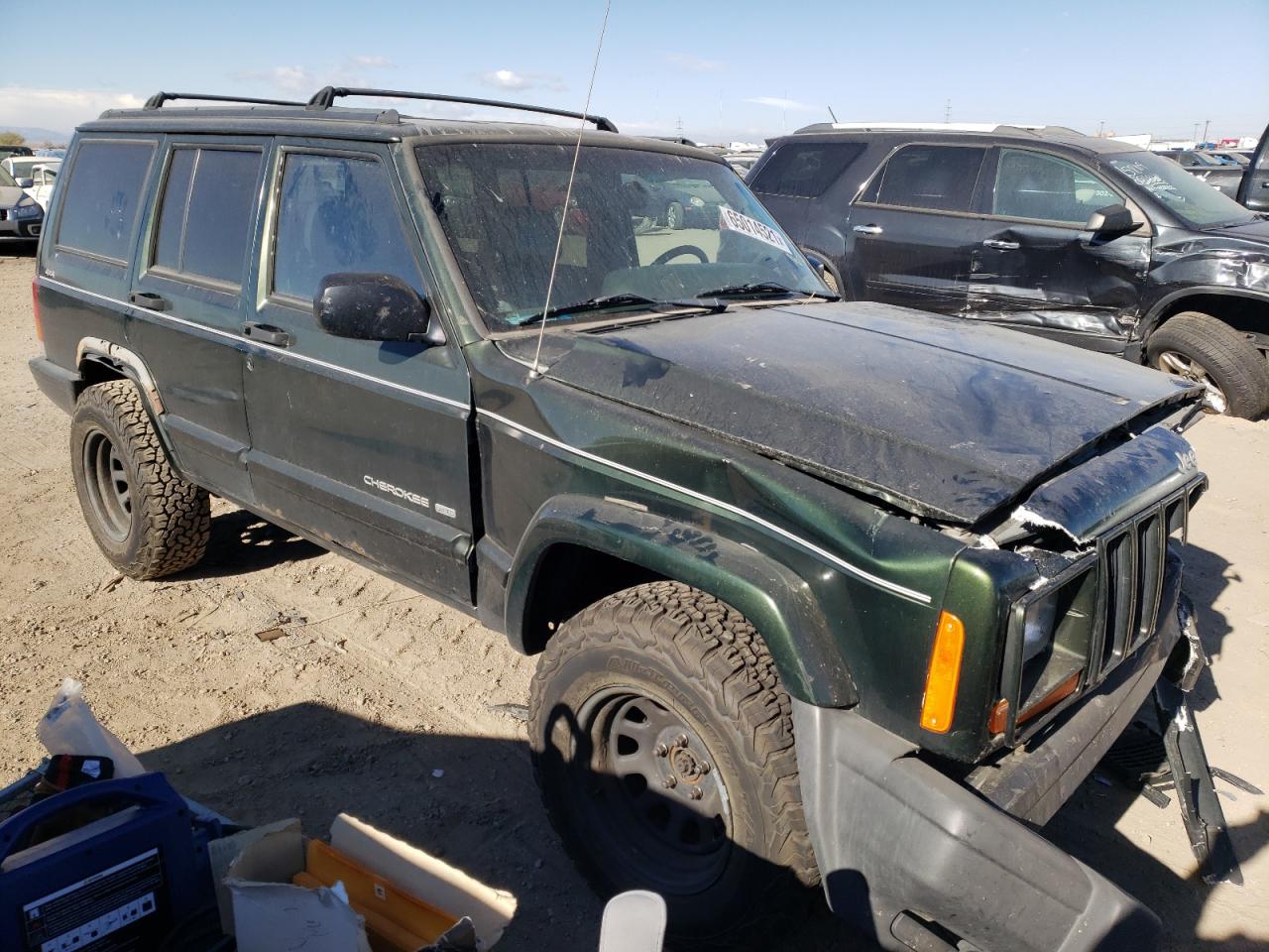 Photo 1 from auction – 1998 JEEP CHEROKEE with VIN 1J4FJ68SXWL109714