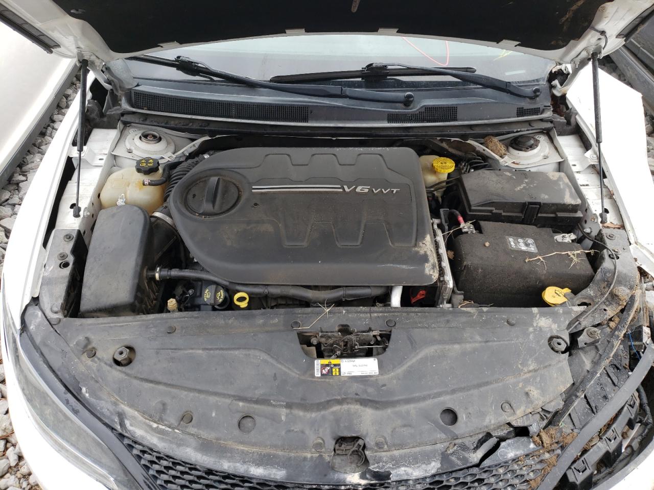 Photo 7 from auction – 2015 CHRYSLER 200 S with VIN 1C3CCCBG8FN517532
