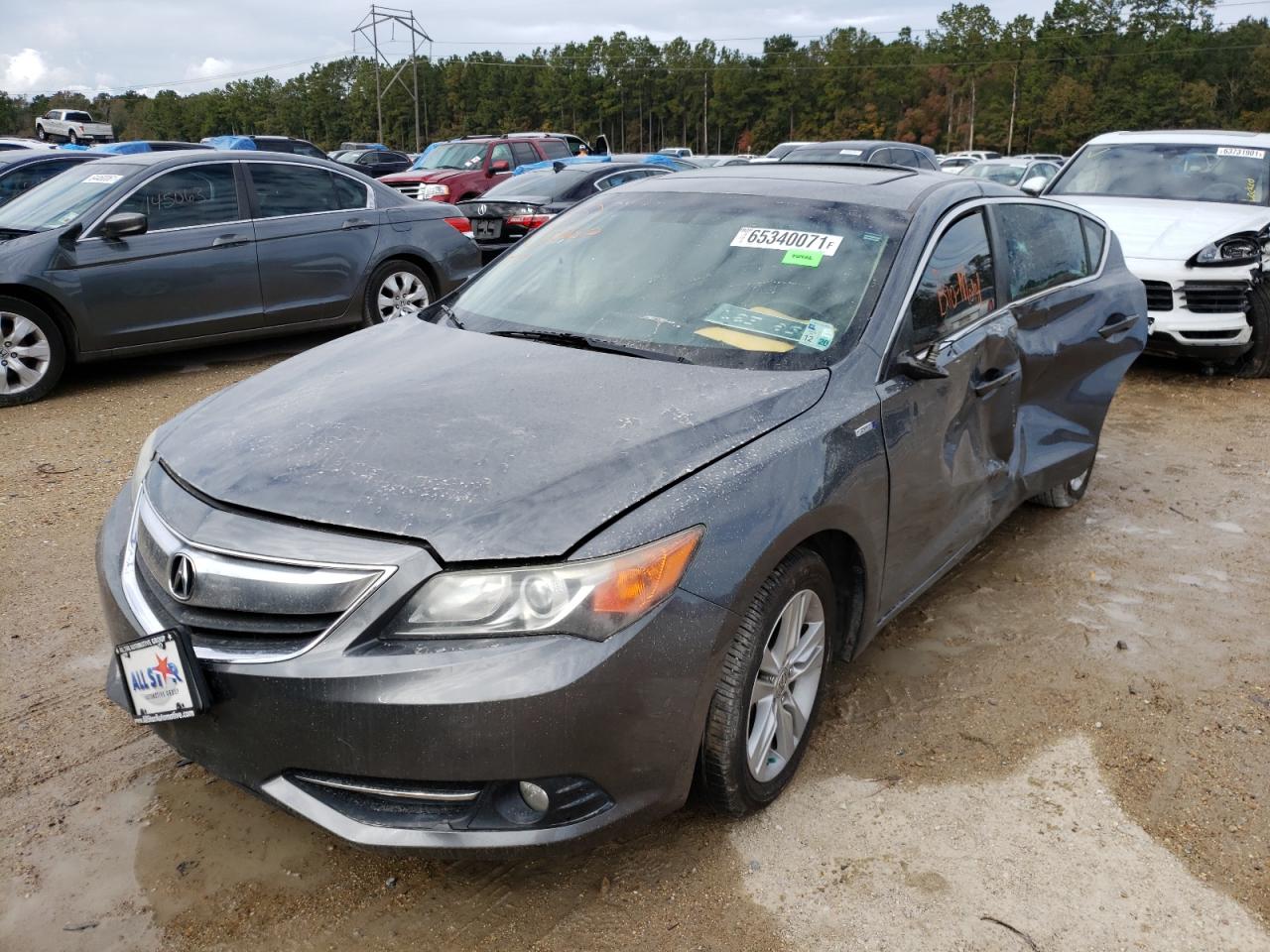 Photo 2 from auction – 2014 ACURA ILX HYBRID with VIN 19VDE3F75EE300102