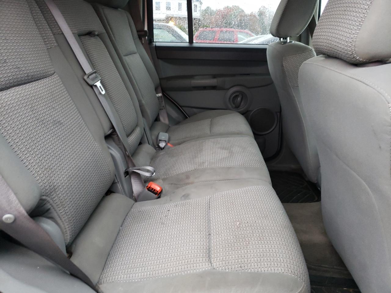 Photo 6 from auction – 2007 JEEP COMMANDER with VIN 1J8HG48P27C534948
