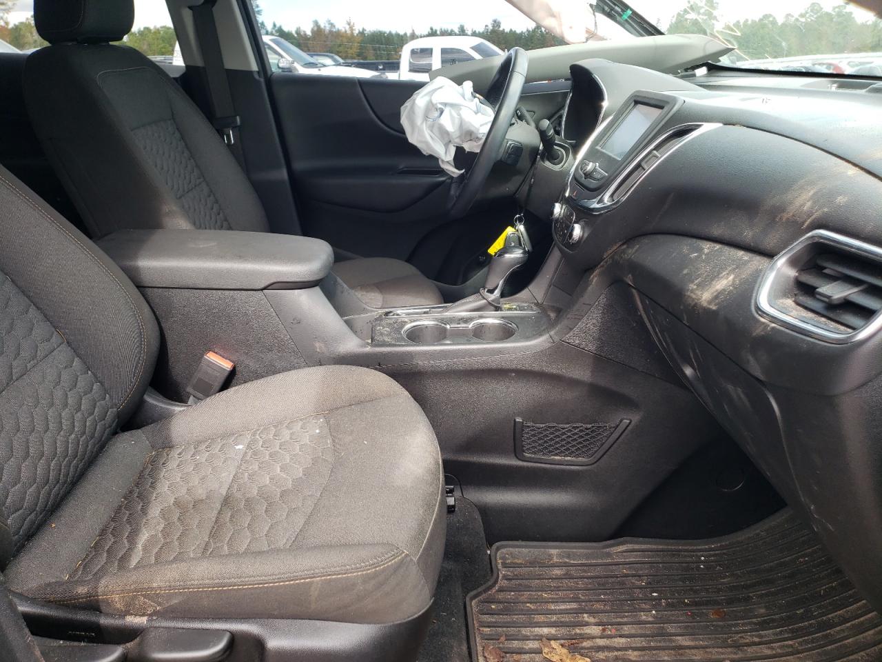 Photo 5 from auction – 2018 CHEVROLET EQUINOX LT with VIN 2GNAXSEVXJ6344662