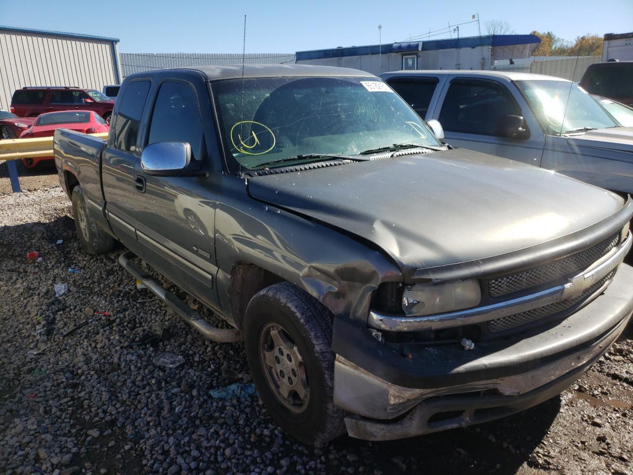 CHEVROLET SILVERADO 2001 with VIN 2GCEC19T711260403 - Photo from auction