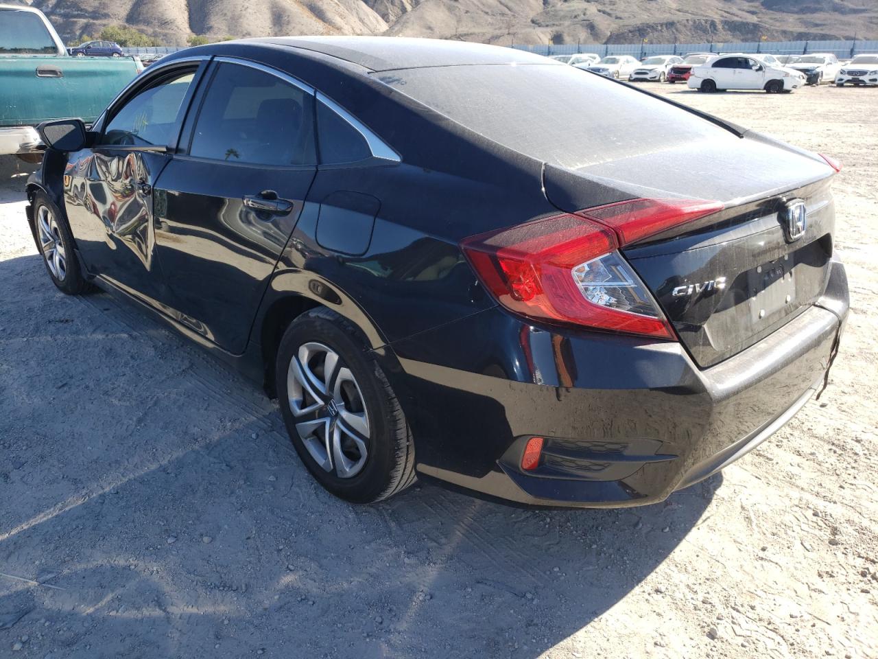 Photo 3 from auction – 2017 HONDA CIVIC LX with VIN 2HGFC2F58HH510511