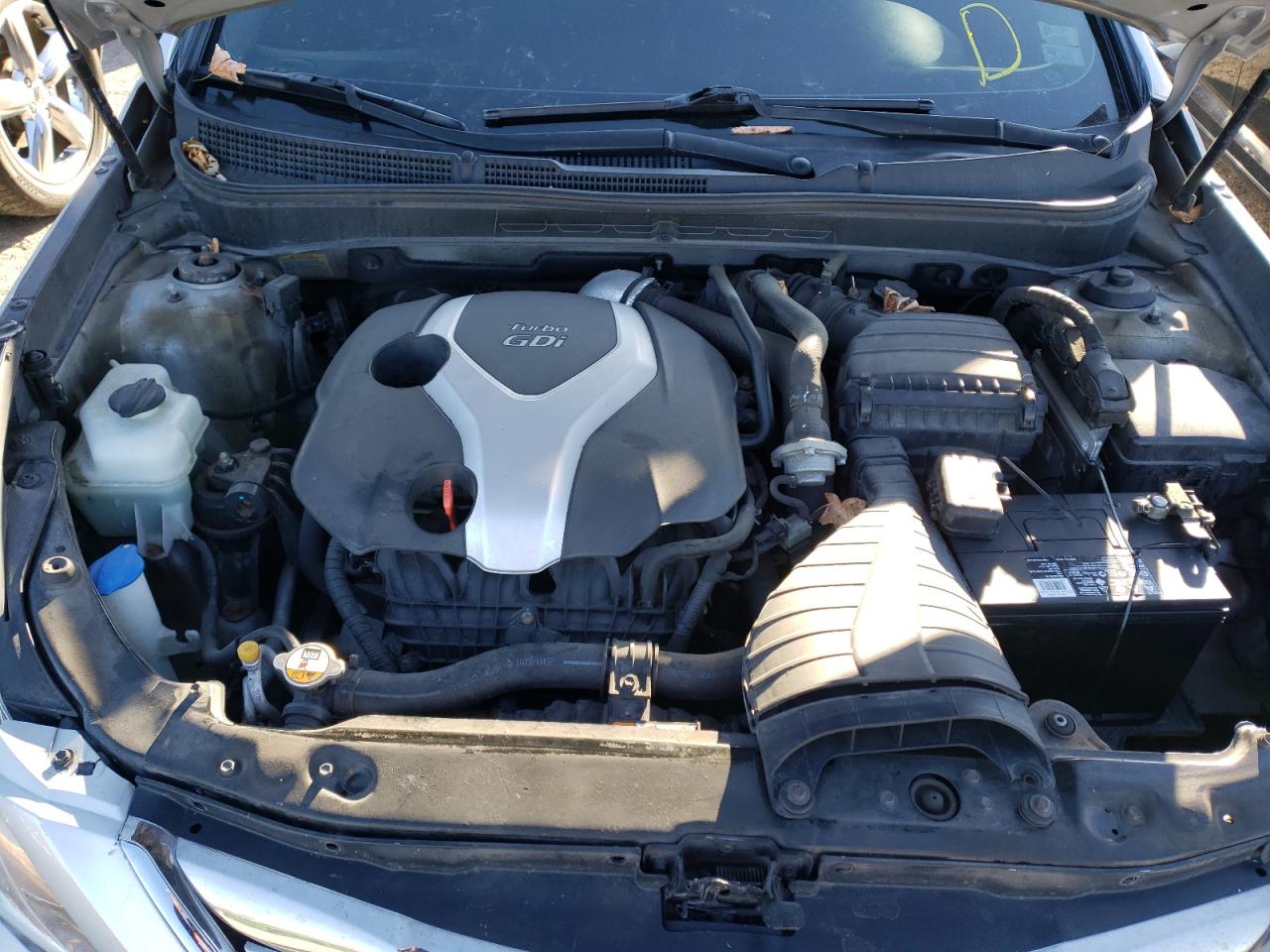 Photo 7 from auction – 2013 HYUNDAI SONATA SE with VIN 5NPEC4AB2DH591834