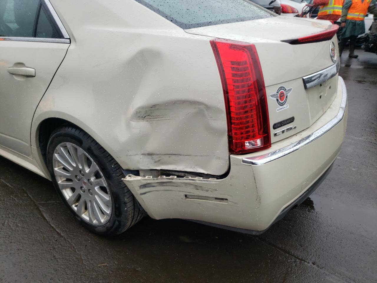 Photo 9 from auction – 2011 CADILLAC CTS PERFOR with VIN 1G6DM5ED9B0157191