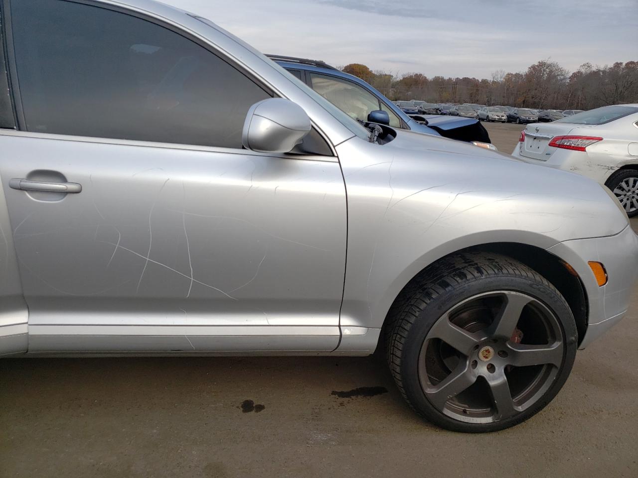 Photo 9 from auction – 2005 PORSCHE CAYENNE with VIN WP1AA29P15LA25622