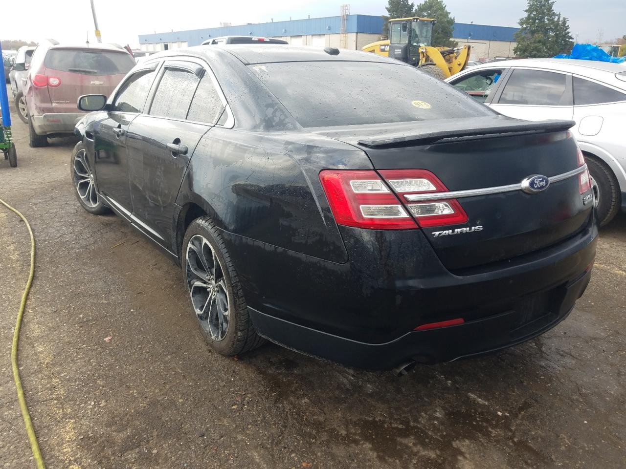 Photo 3 from auction – 2013 FORD TAURUS SHO with VIN 1FAHP2KT7DG209532