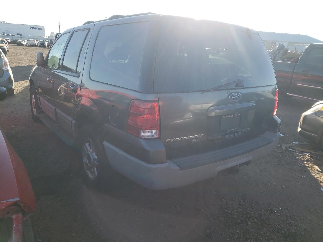 Photo 3 from auction – 2003 FORD EXPEDITION with VIN 1FMFU16L93LA12619