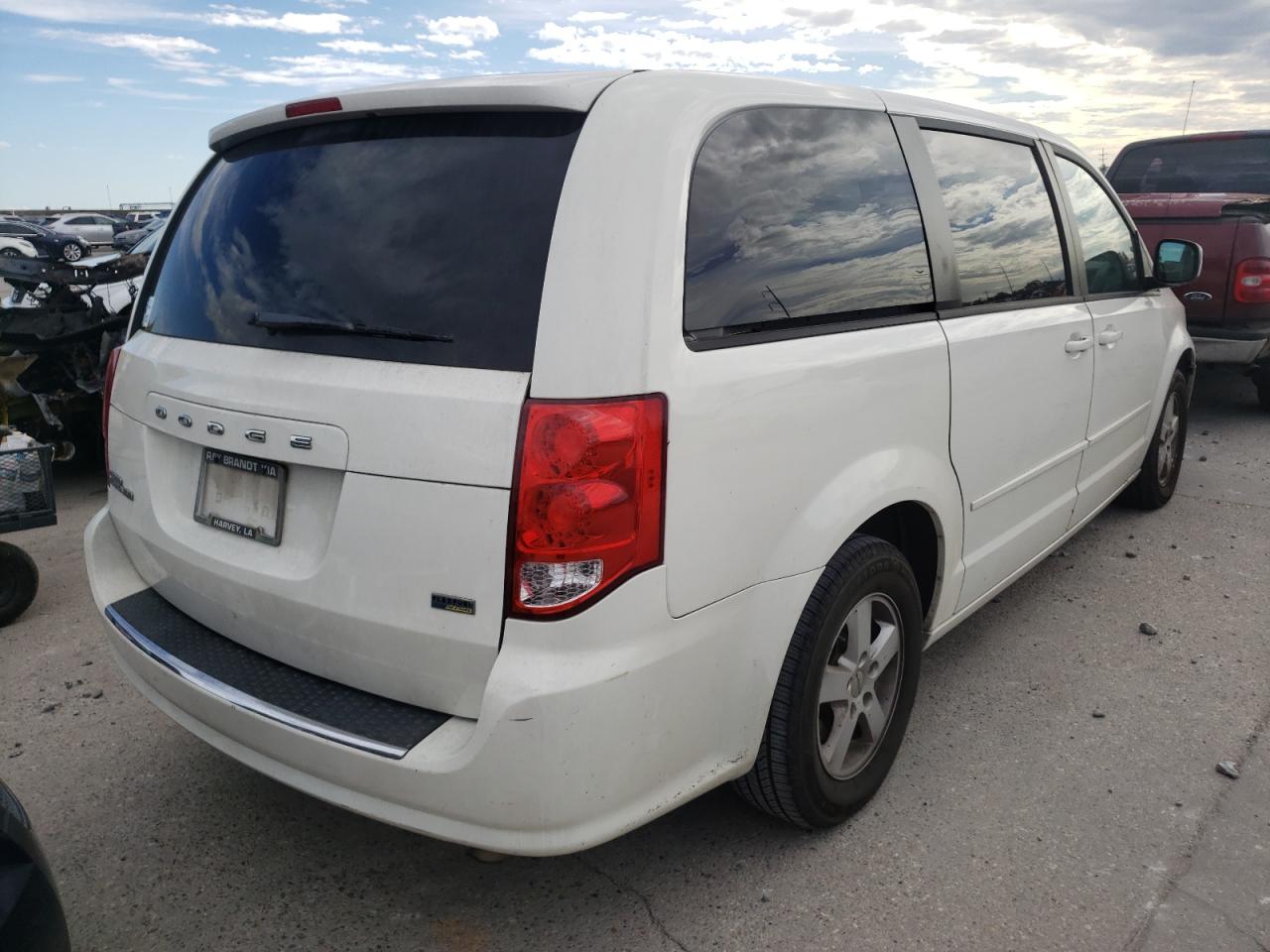 Photo 4 from auction – 2013 DODGE GRAND CARA with VIN 2C4RDGCG7DR521323