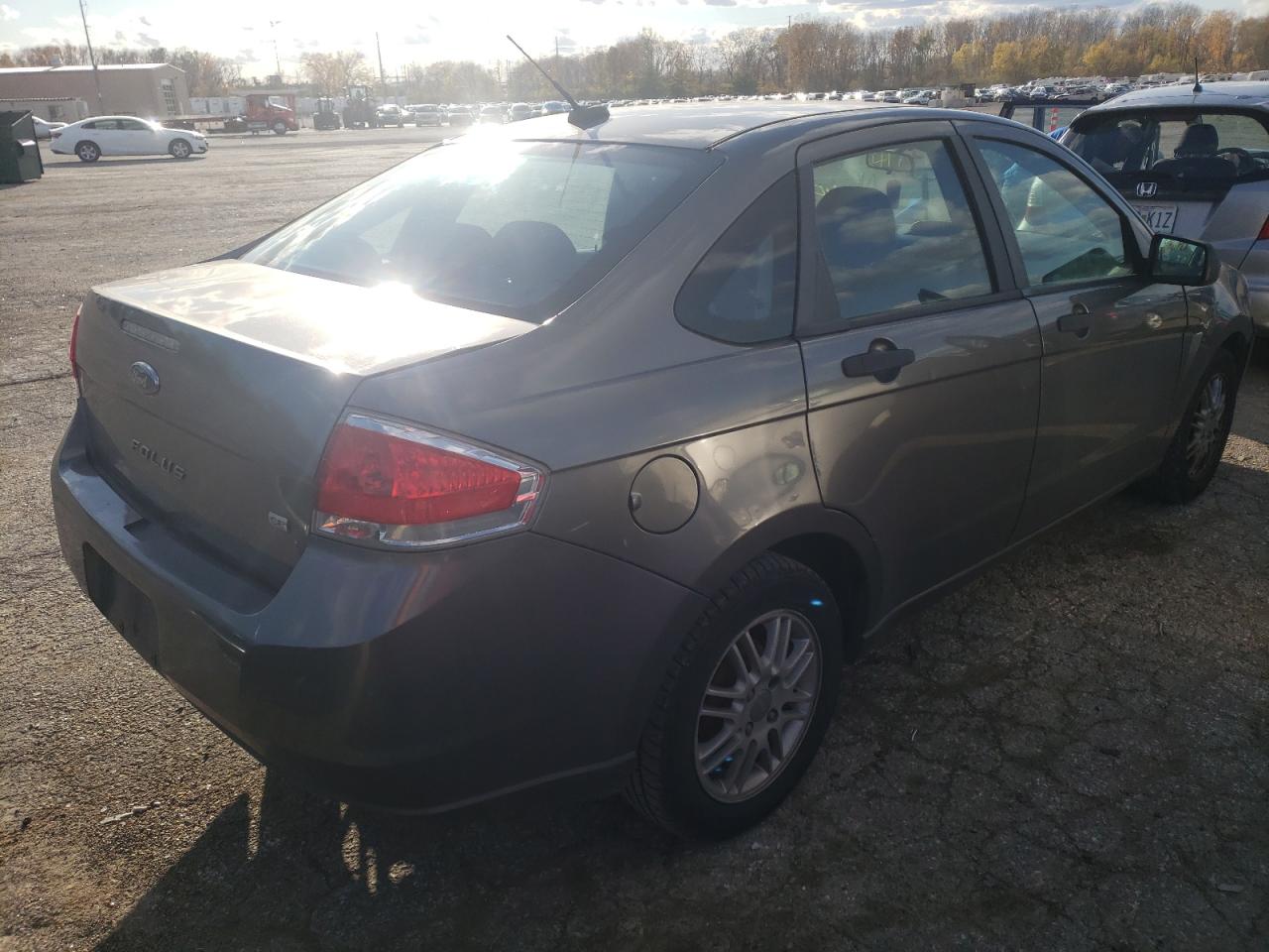 Photo 4 from auction – 2010 FORD FOCUS SE with VIN 1FAHP3FN2AW222658