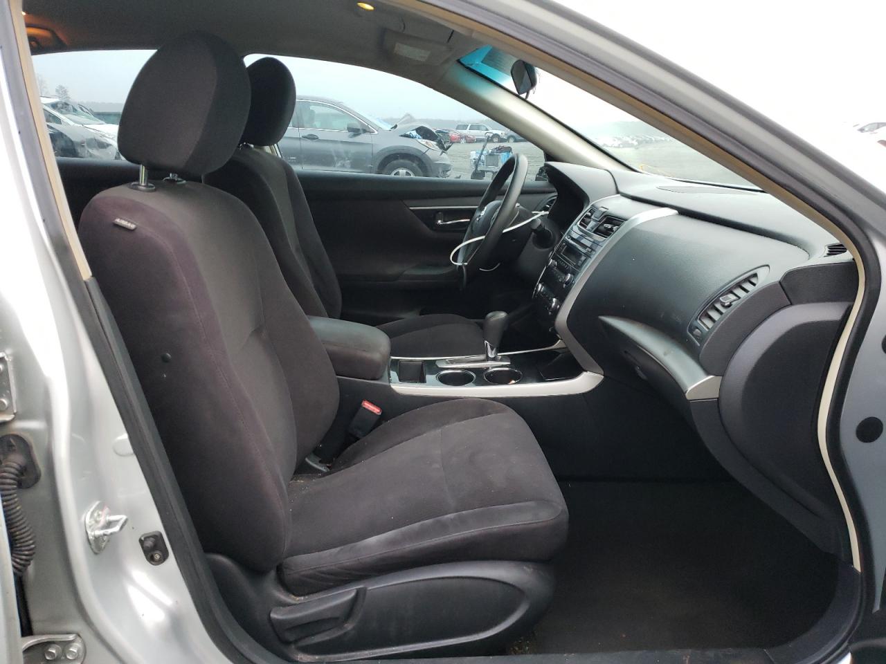 Photo 5 from auction – 2013 NISSAN ALTIMA 2.5 with VIN 1N4AL3AP2DN564367