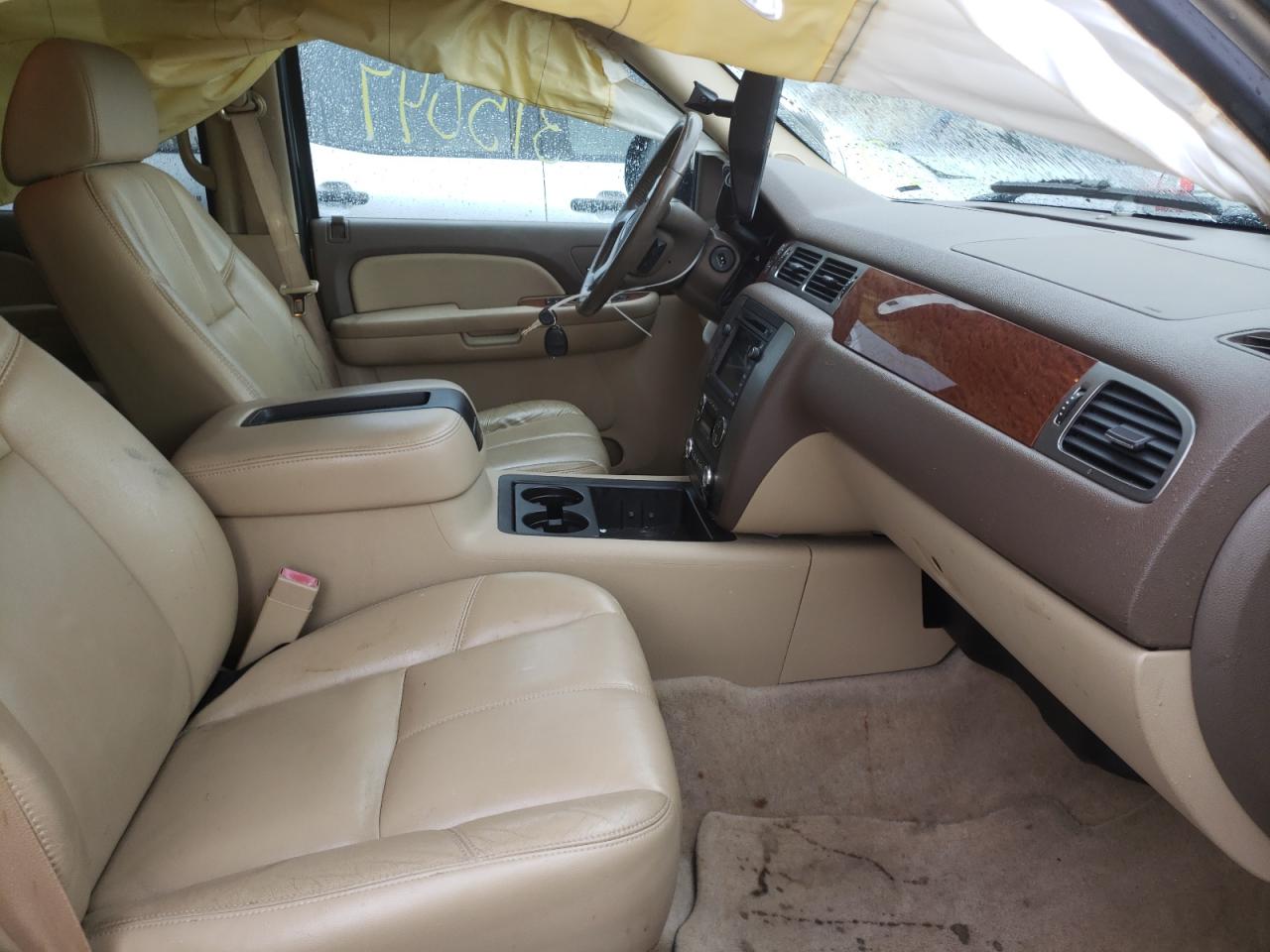 Photo 5 from auction – 2007 GMC YUKON with VIN 1GKFK13047R385563