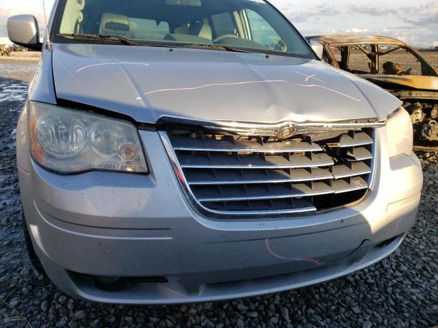 Photo 9 from auction – 2010 CHRYSLER TOWN & COU with VIN 2A4RR5DXXAR329744
