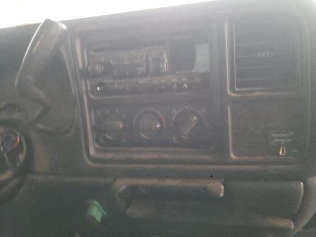 Photo 9 from auction – 2001 CHEVROLET SILVERADO with VIN 2GCEK19T911100476