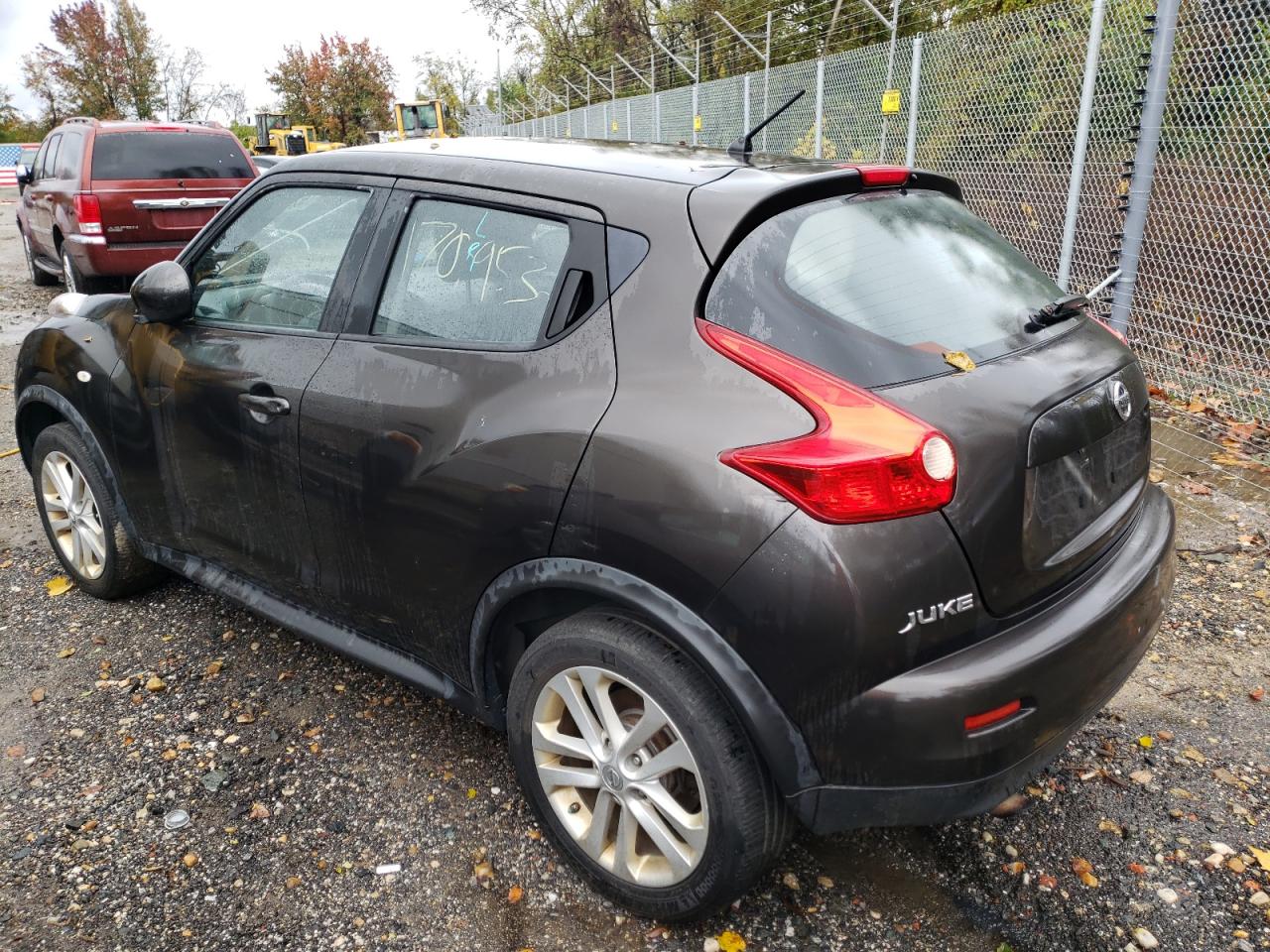 Photo 3 from auction – 2011 NISSAN JUKE S with VIN JN8AF5MV3BT012266