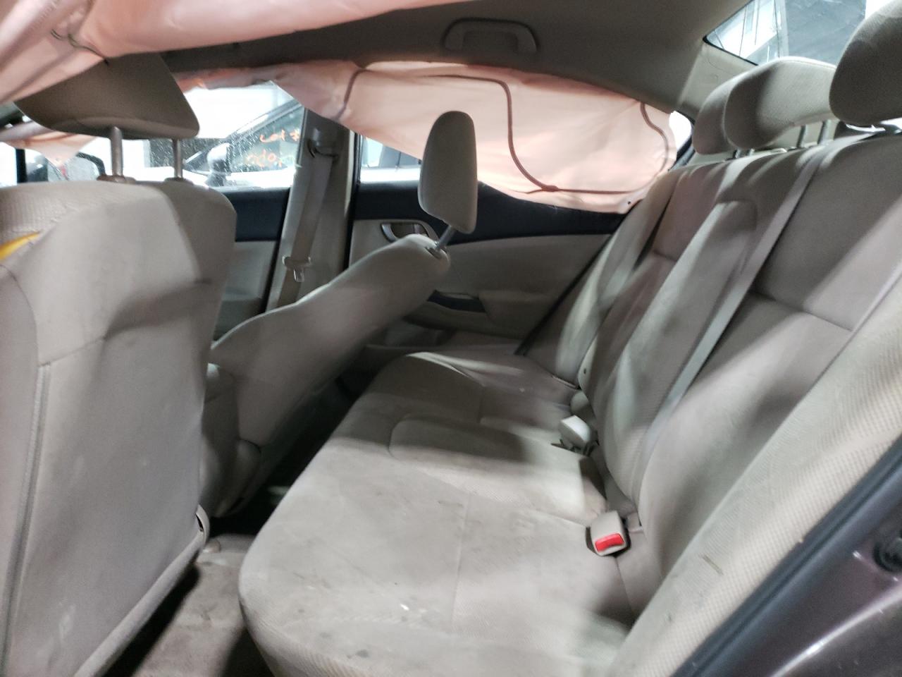 Photo 6 from auction – 2012 HONDA CIVIC LX with VIN 2HGFB2F58CH523576