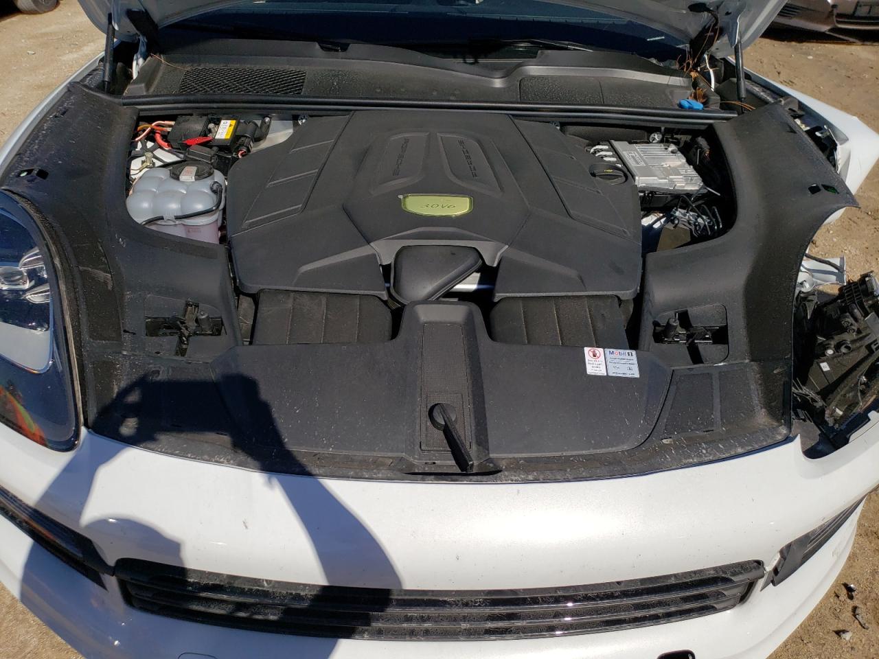 Photo 7 from auction – 2021 PORSCHE CAYENNE with VIN WP1AA2AY4MDA07242