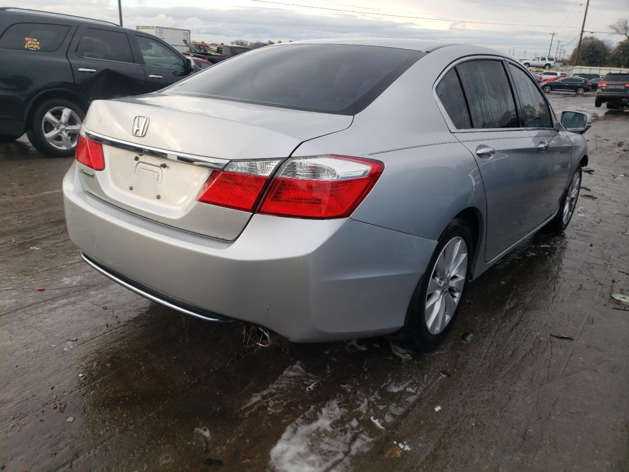 Photo 4 from auction – 2015 HONDA ACCORD EX with VIN 1HGCR2F74FA062461