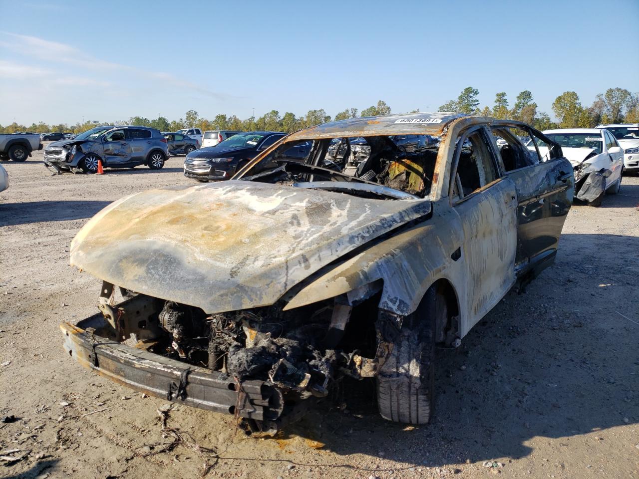 Photo 2 from auction – 2013 FORD TAURUS SEL with VIN 1FAHP2E91DG230666