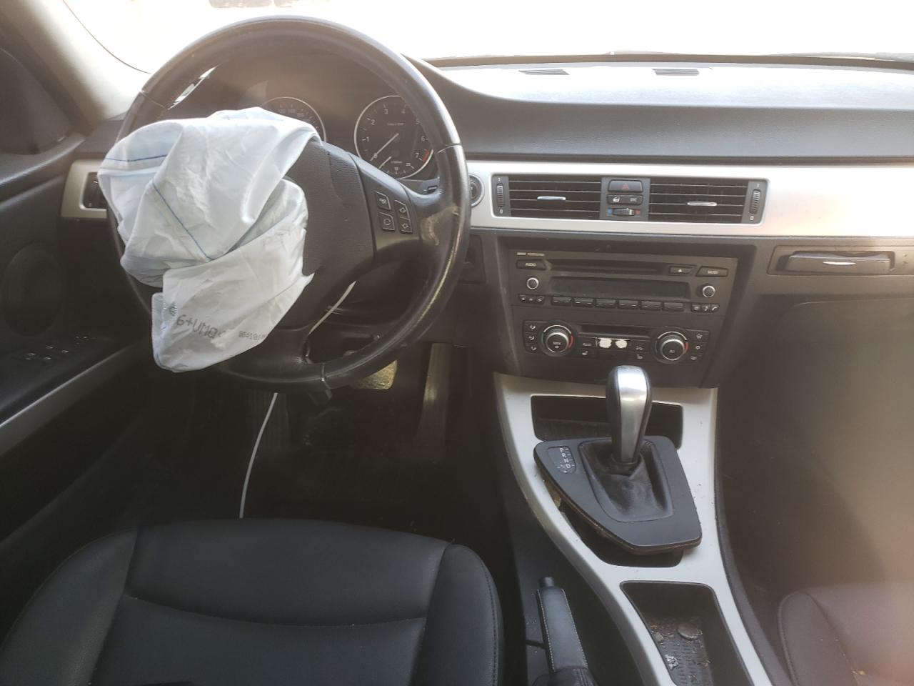 Photo 9 from auction – 2011 BMW 323 I with VIN WBAPG7C56BA936614