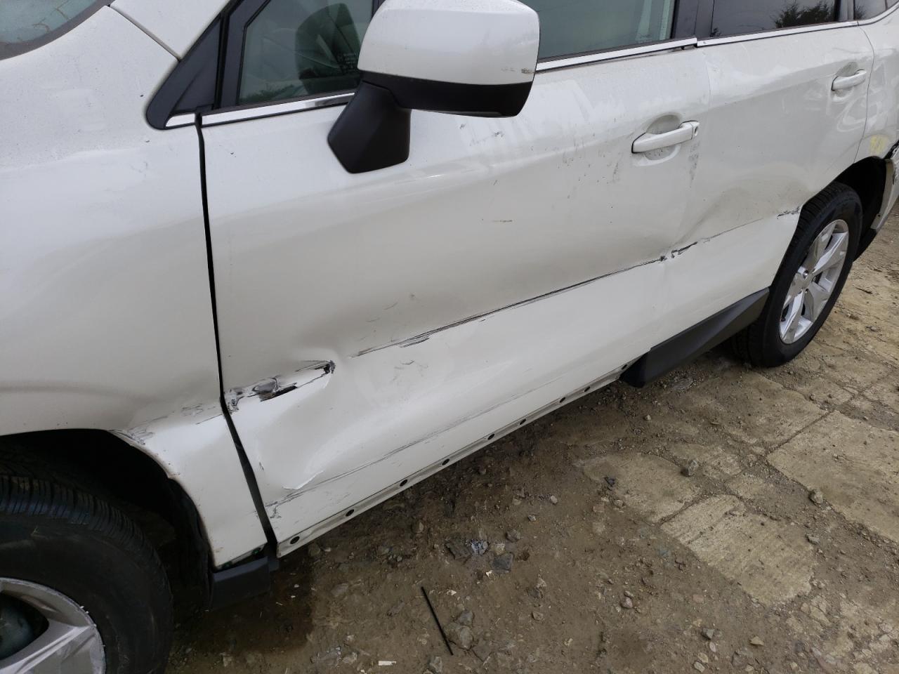 Photo 9 from auction – 2015 SUBARU FORESTER 2 with VIN JF2SJAHC4FH526122