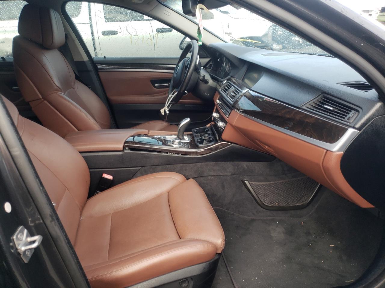 Photo 5 from auction – 2011 BMW 550 I with VIN WBAFR9C54BC757154
