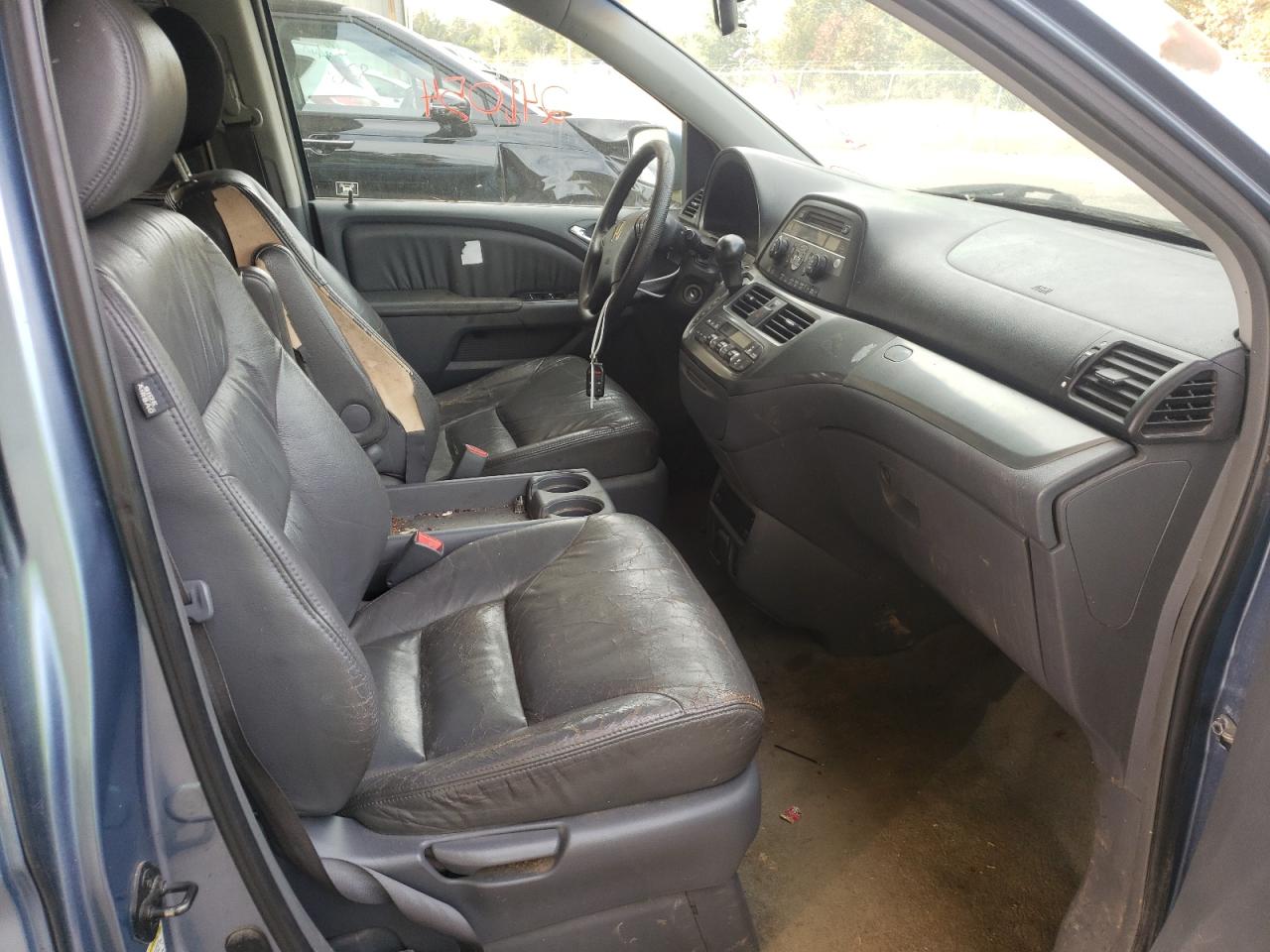 Photo 5 from auction – 2005 HONDA ODYSSEY EX with VIN 5FNRL387X5B097797