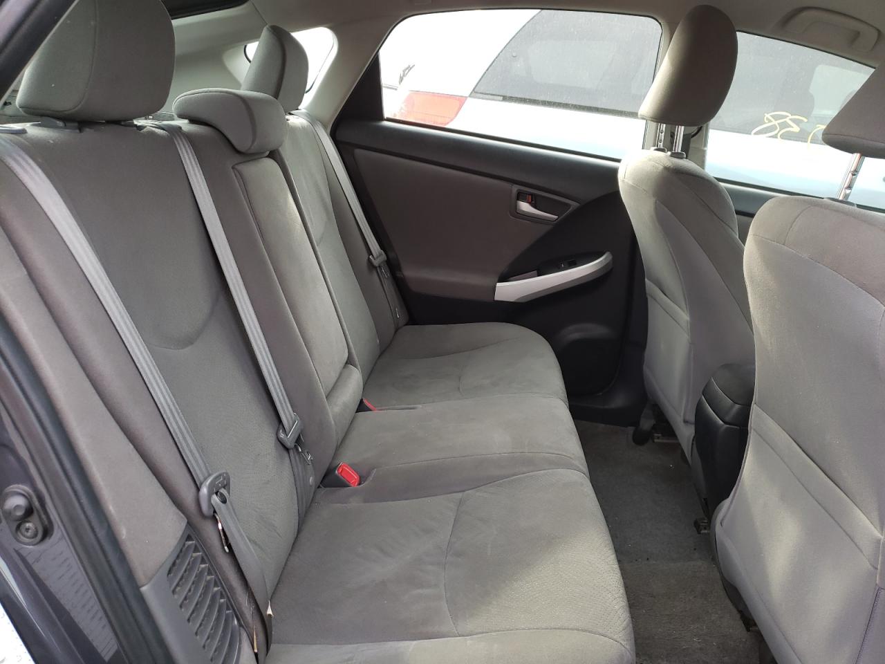 Photo 6 from auction – 2013 TOYOTA PRIUS with VIN JTDKN3DU5D1666358