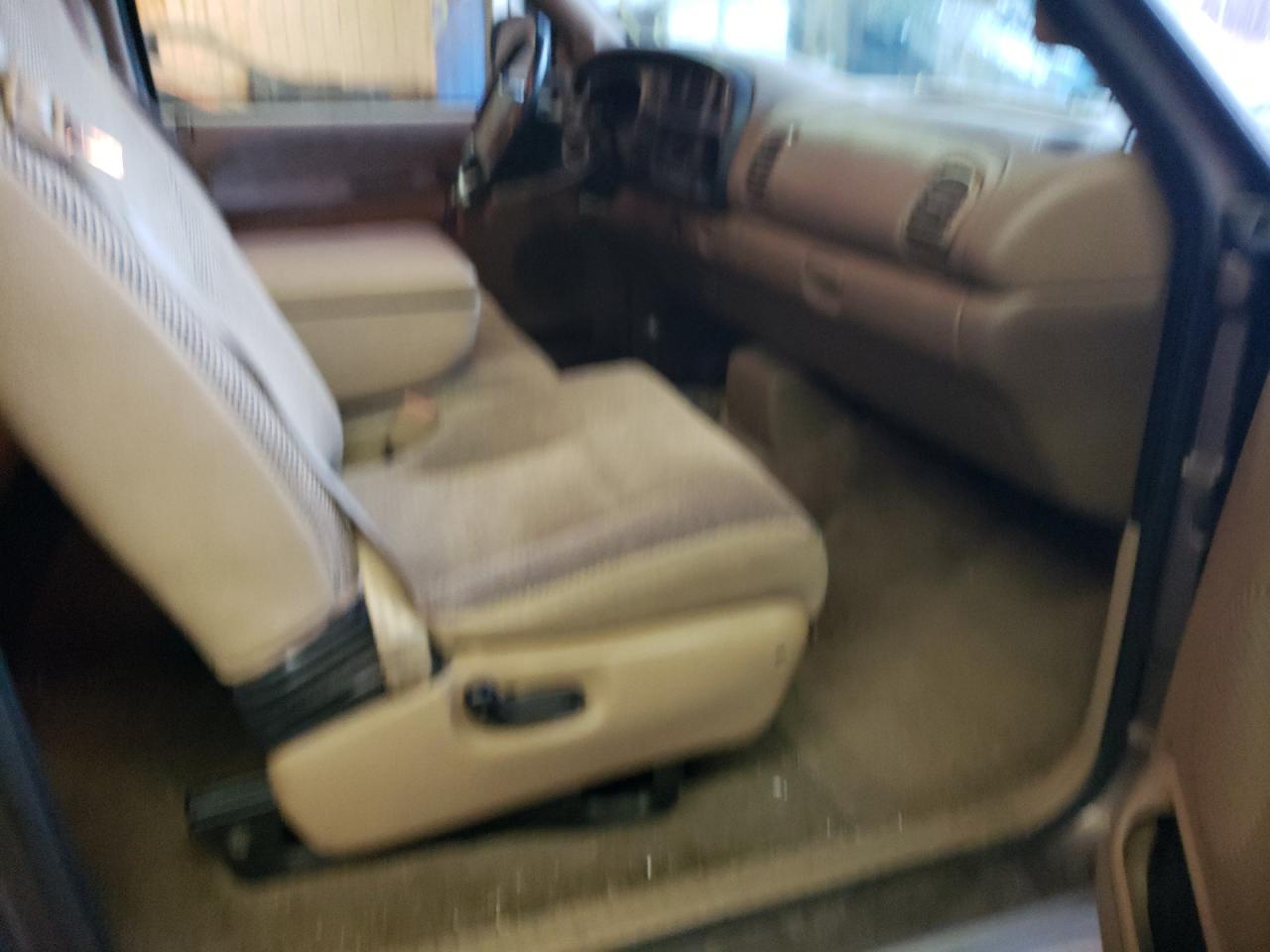 Photo 5 from auction – 2001 DODGE RAM 2500 with VIN 3B7KF23Z31G231355