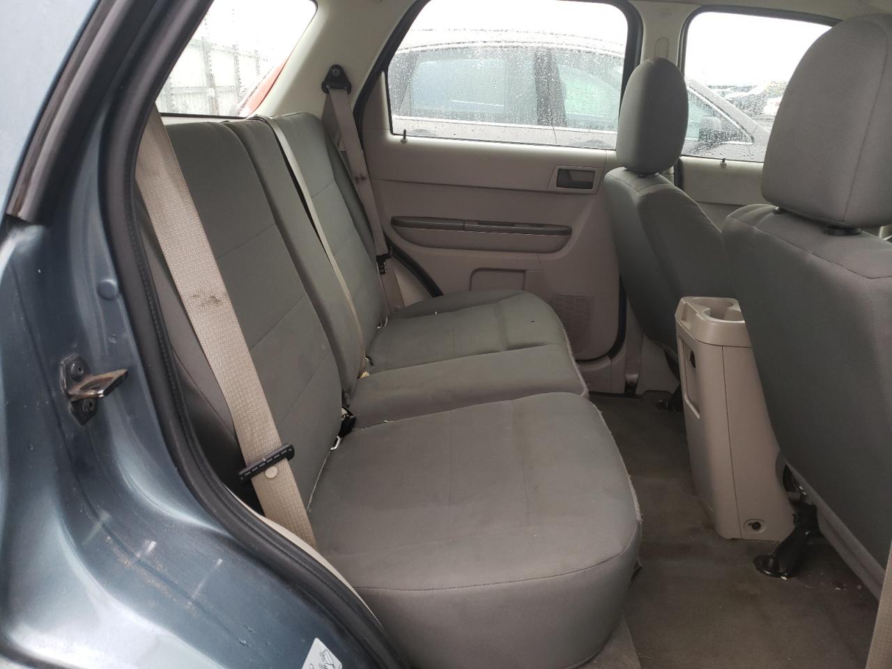 Photo 6 from auction – 2011 FORD ESCAPE XLS with VIN 1FMCU9C70BKB81862