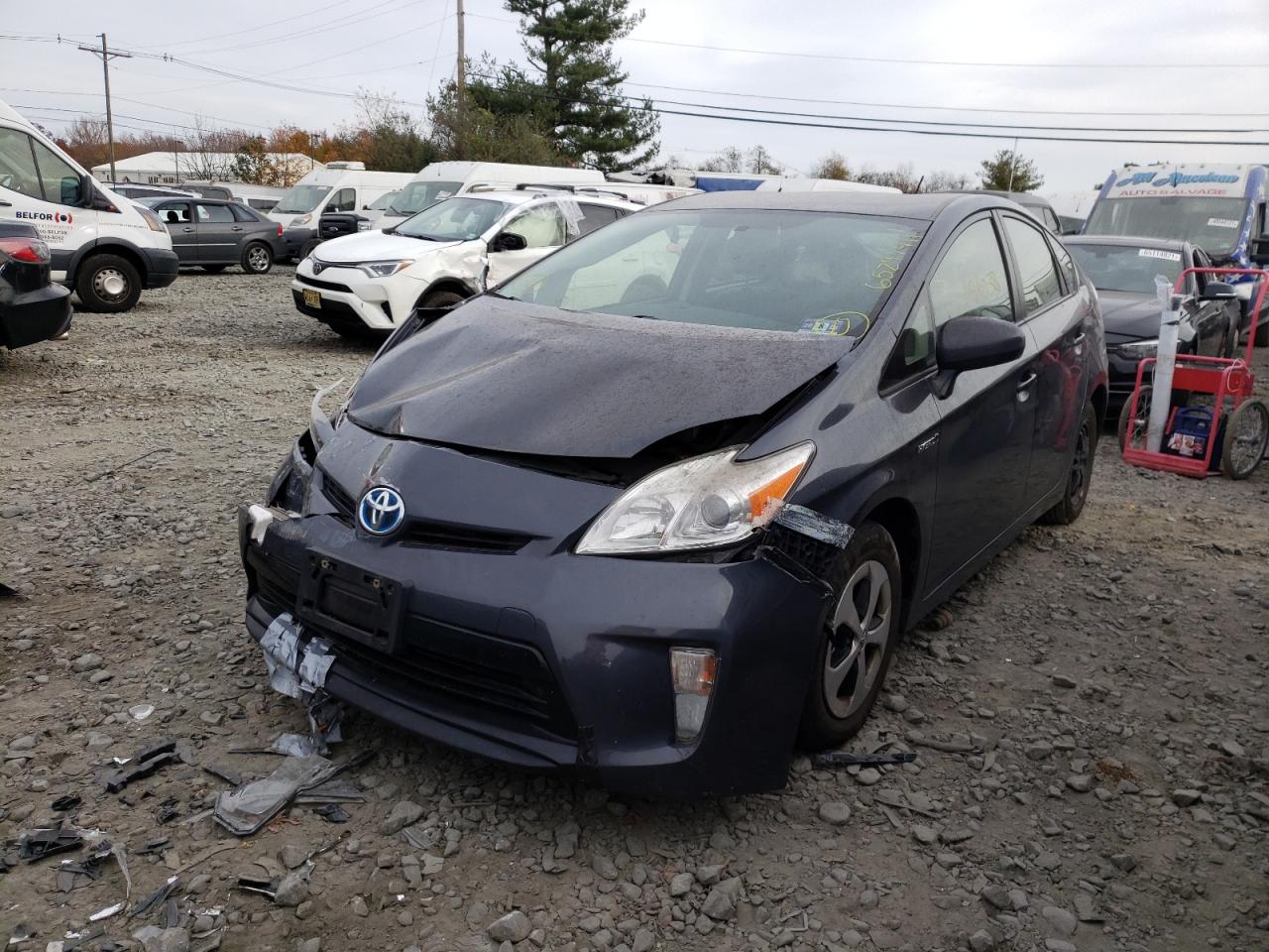 Photo 2 from auction – 2013 TOYOTA PRIUS with VIN JTDKN3DU5D1666358