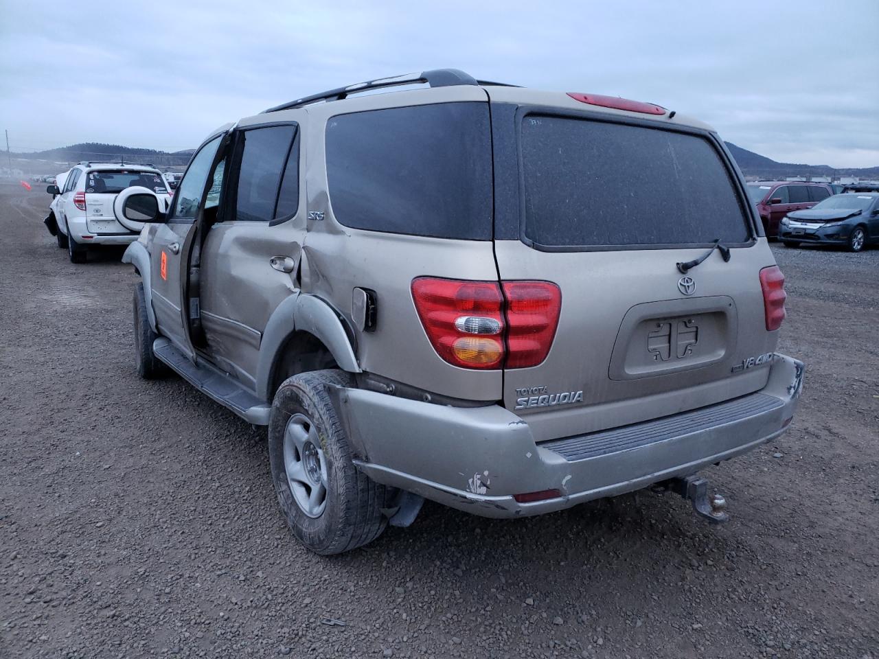 Photo 3 from auction – 2002 TOYOTA SEQUOIA SR with VIN 5TDBT44A02S109701