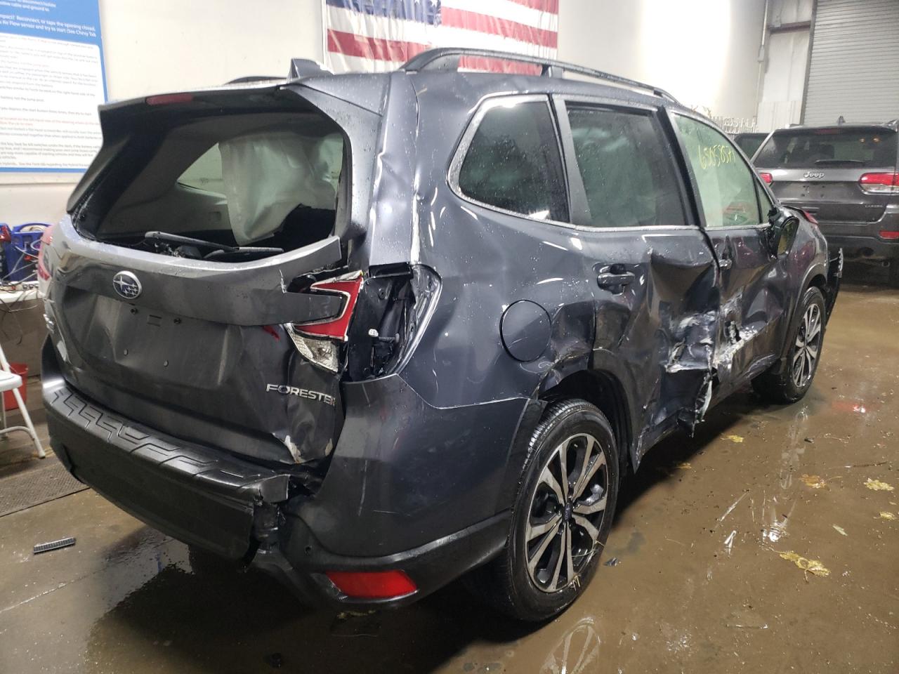 Photo 4 from auction – 2020 SUBARU FORESTER L with VIN JF2SKAUCXLH442322