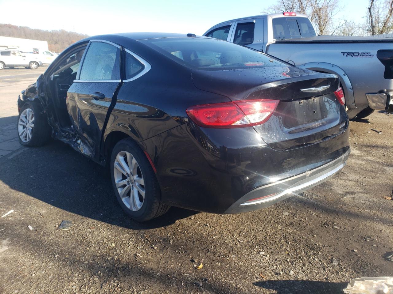 Photo 3 from auction – 2016 CHRYSLER 200 LIMITE with VIN 1C3CCCAB4GN101159